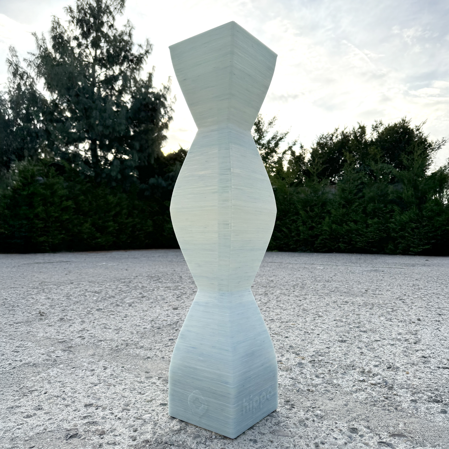 Endless Column – 3D-Printed LED Floor Lamp