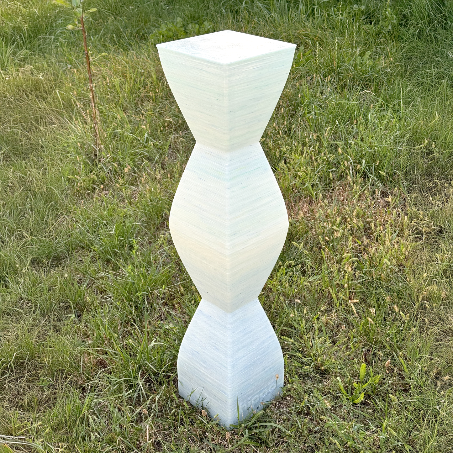 Endless Column – 3D-Printed LED Floor Lamp